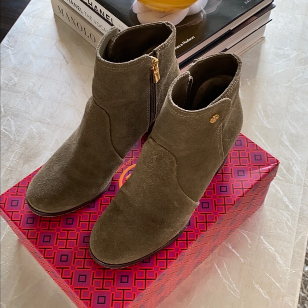 Tory Burch Boots